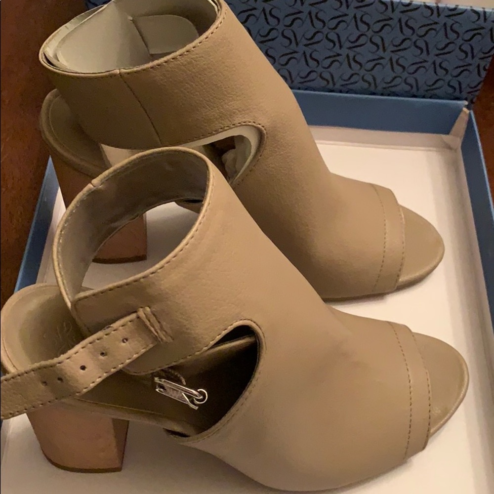 Vera wang  Marieta